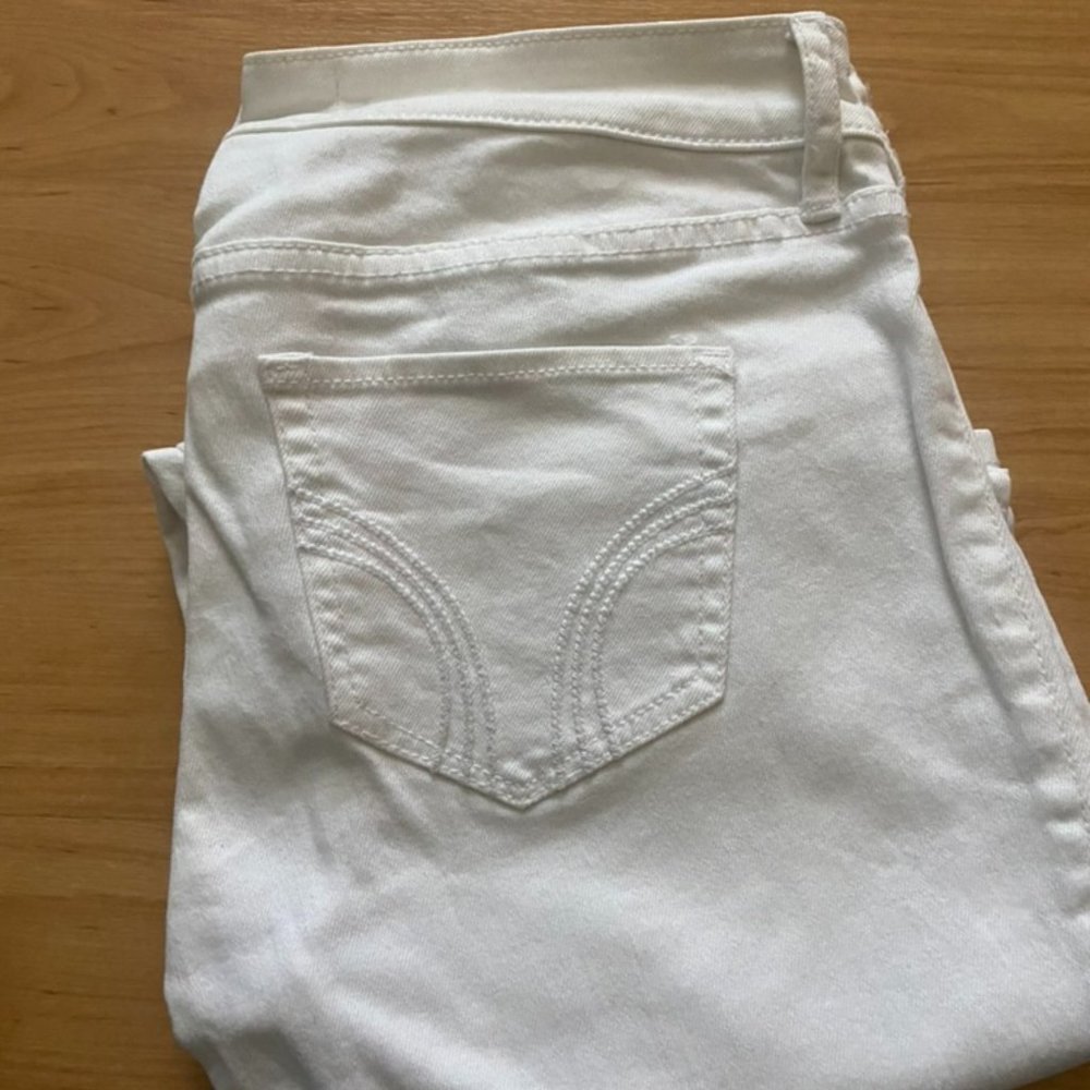 Hollister White Skinny Jeans